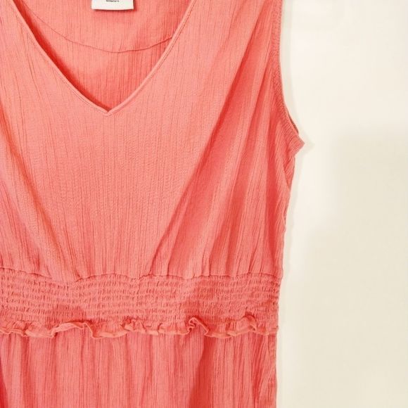 Columbia Woman's Chic Pink Ruffle Sleeveless Top M - Picture 2 of 6